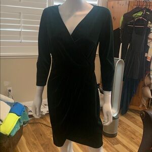 Chic Forest Green Velvet Wrap Dress